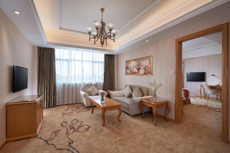 Vienna International Hotel Luogang Wanda Plaza Quảng Châu Ngoại thất bức ảnh